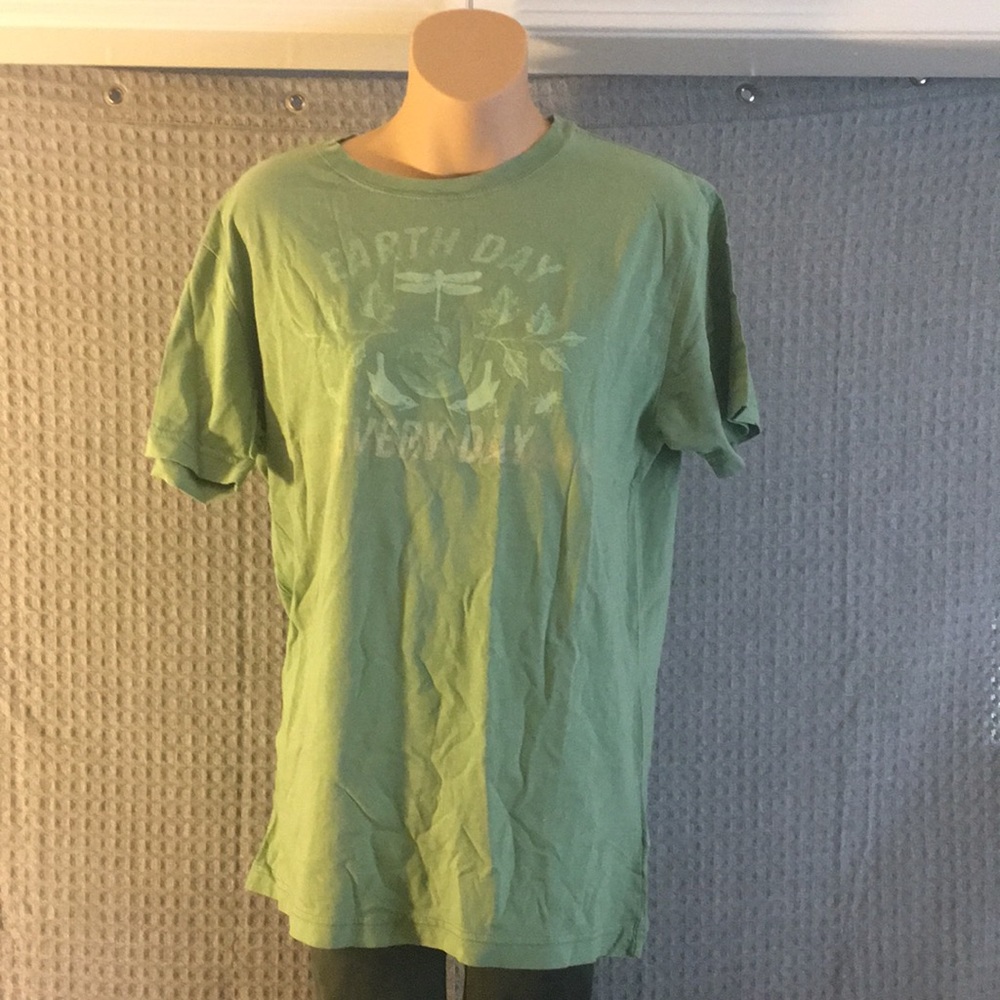 Charming Green Print Tee and Green fleece wander hotties pants